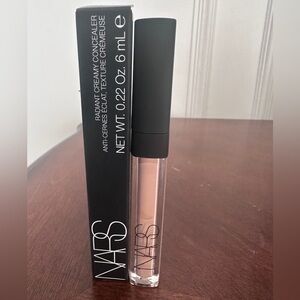 NARS Radiant Creamy Concealer - light 3 honey